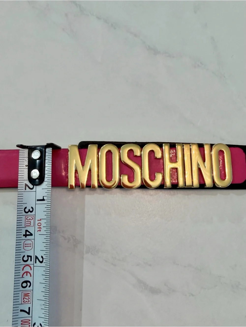 Moschino Fuchsia Pink Patent Leather Belt with Gold Logo Buckle Size 80 Small